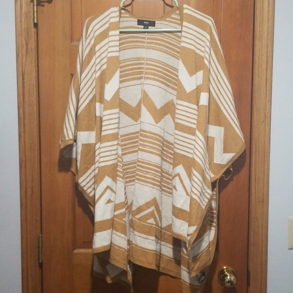 Aztec tan/white cardigan